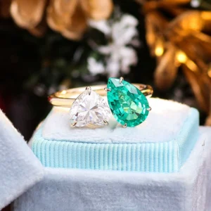 925 Sterling Silver Women’s Ring, 2CT Heart Lab Grown Diamond & Pear Emerald Gemstone Two-Stone Ring, Halloween Christmas Jewelry Gift for Her
